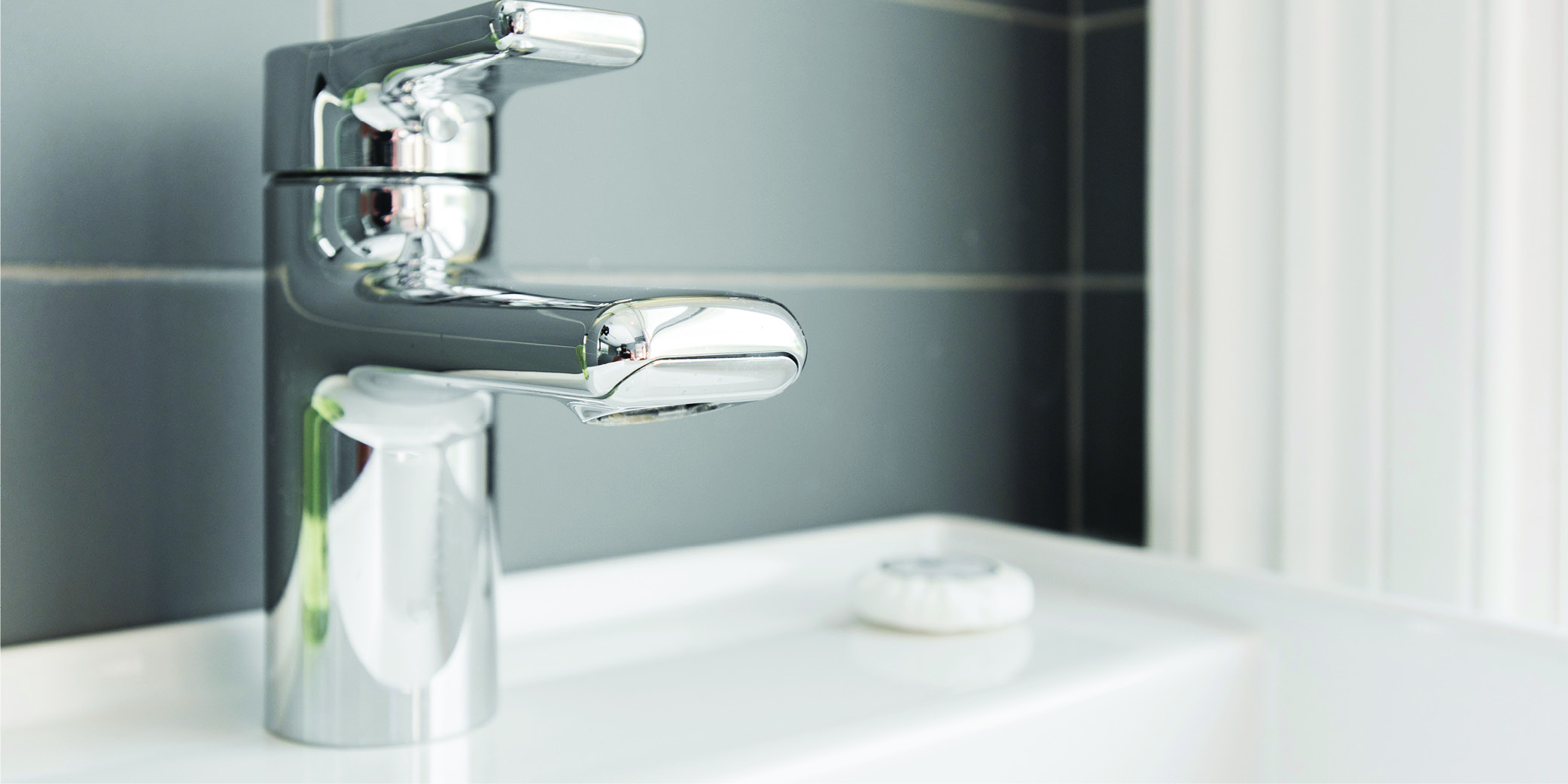 Most people don’t dream of cleaning toilets. In fact, many see it as the kind of work you do when you have no other options. But here’s the truth: cleaning toilets — and more importantly, owning a cleaning franchise — can be the path to financial freedom.