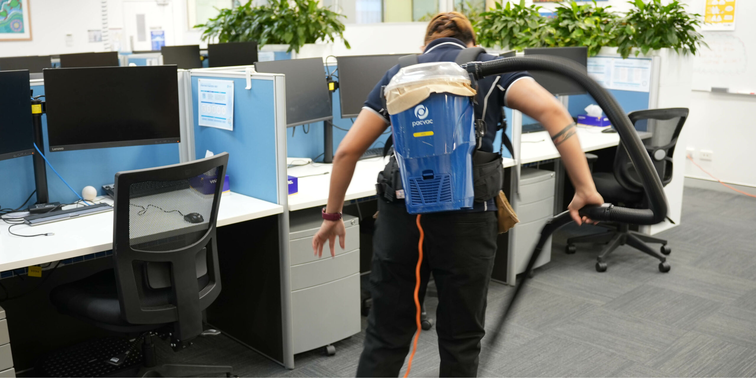 When people think about owning a business, they often imagine tech startups, trendy cafés, or boutique shops. Cleaning franchises rarely make the list — but that’s exactly why they’re one of the most underrated opportunities out there. Behind the mop and bucket lies a business model built on recurring contracts, predictable income, and freedom. And the perks? They might surprise you.