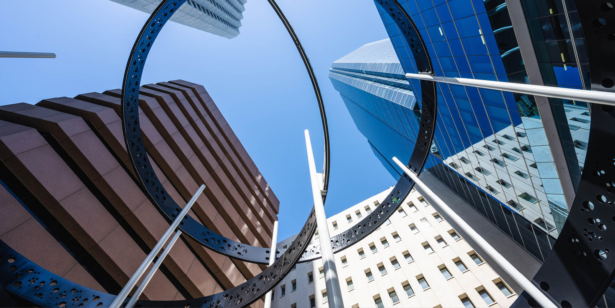 Running a commercial cleaning franchise, especially with Urban Clean, is nothing like most people picture. Behind the scenes, it’s all about strategy, adaptability, leadership, and growth. Let’s take a peek behind the curtain to see what life as a cleaning franchise owner is really like.